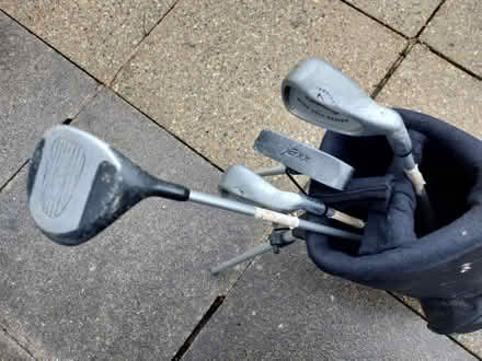 Photo of free Junior Golf Clubs and Stand bag (Kempshott, Basingstoke) #1