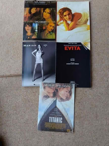 Photo of free 5 books for piano, guitar, vocal vgc (Knaphill GU21) #1