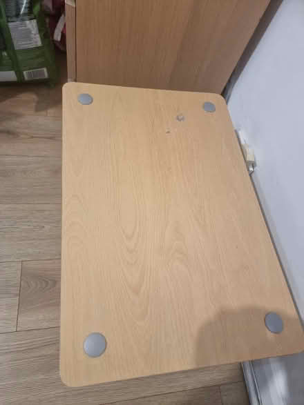 Photo of free 3 tier tabel (SW16 norbury) #1