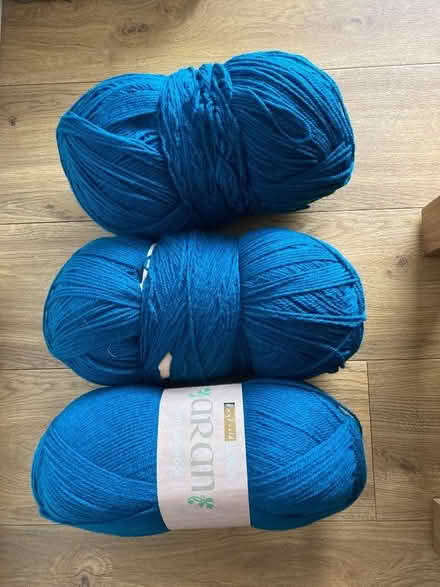 Photo of free Aran knitting wool 3 x 400g (Malvern Link WR14) #1