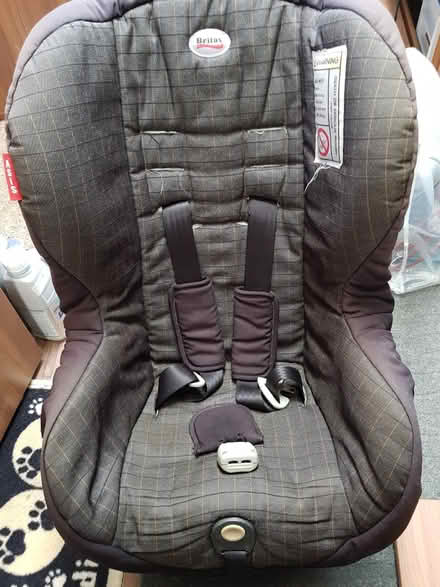 Photo of free Car seat (Westmeads, Bognor Regis) #2