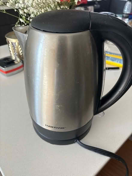 Photo of free Electric kettle (NoMa) #1