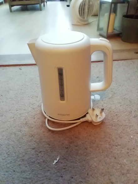 Photo of free Kettle (PO15 Hill Park) #1