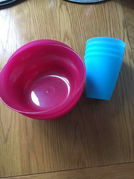 Photo of free Plastic bowls & cups (Calcot) #1