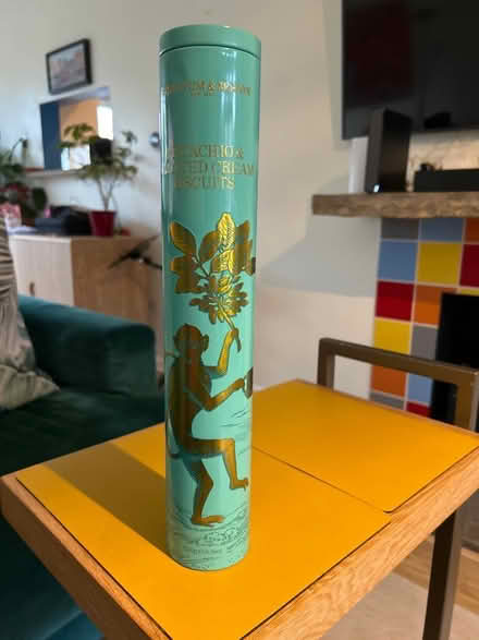 Photo of free Long biscuit tin - Fortnum Mason (N8 Crouch End) #1