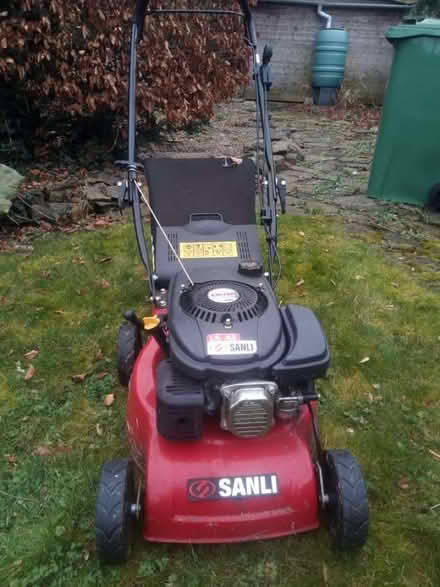 Photo of free lawnmowers - sanli ls-43 & bosch rotak 34-li (Ludlow SY8) #3