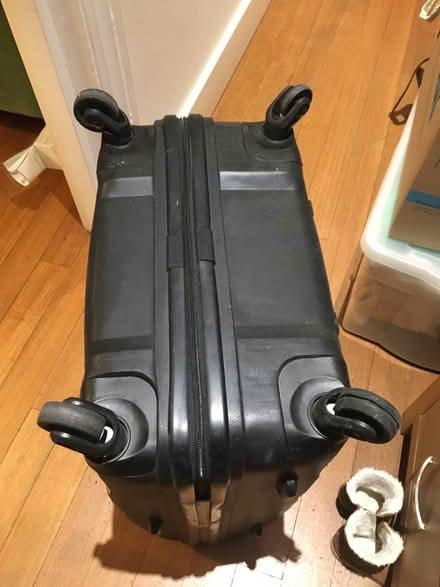Photo of free Suitcase American tourister (N16) #4
