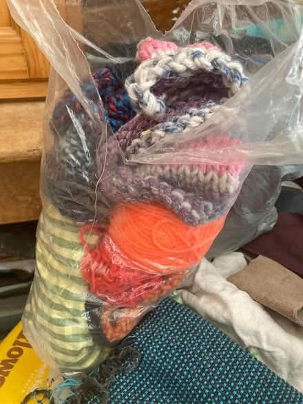 Photo of free Wool, fabric, buttons, leather (Oxlinch GL10) #2