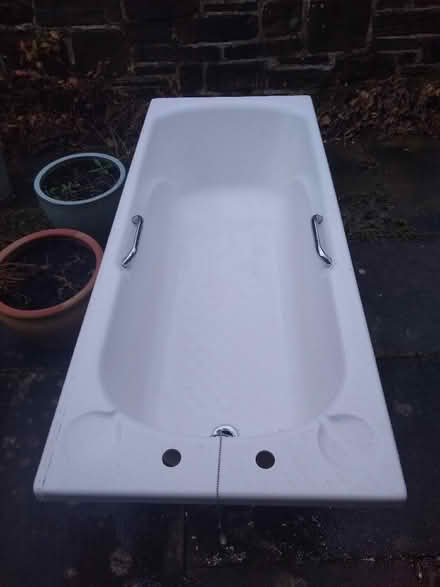 Photo of free Bath, white acrylic (Menston LS29) #1