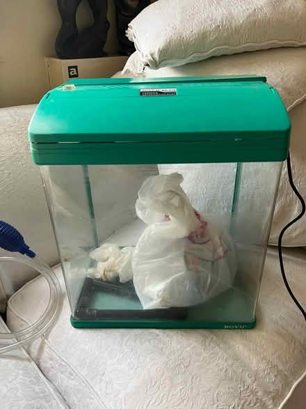 Photo of free Small Fish Tank with accessories (Chiswick) #2