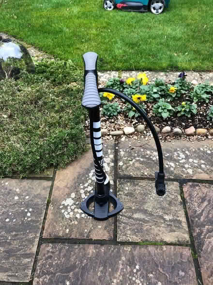 Photo of free Bicycle pump (Liphook GU30) #3