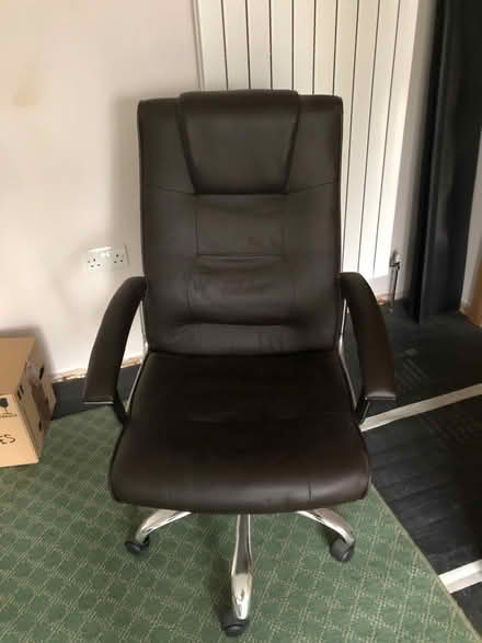 Photo of free faux leather office chair (SG6) #1