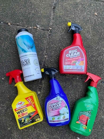 Photo of free Weed + bug killer and slug pellets (Biggleswade SG18) #1