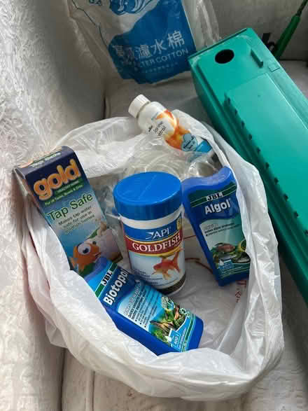 Photo of free Small Fish Tank with accessories (Chiswick) #4