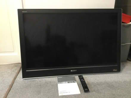 Photo of free 40” Sony full HD LCD TV (EX4) #1