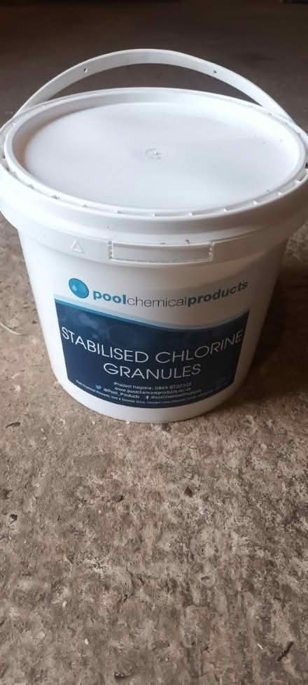 Photo of free Chlorine Granuals for hot tub/pool (Crawley RH11) #2