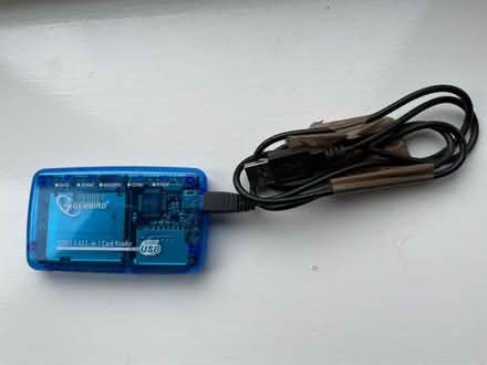 Photo of free USB2.0 All-in-one card reader (Chippenham SN15) #2