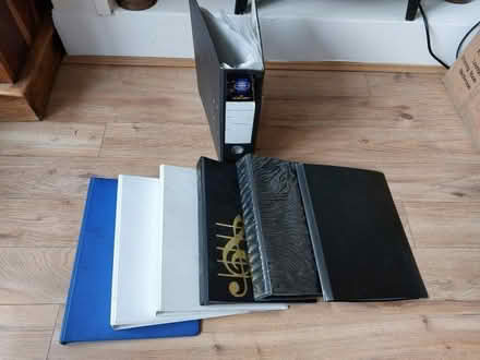 Photo of free A4 ring binders (Gidea Park RM2) #1