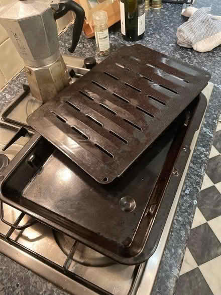 Photo of free Grill Pan (Croydon SE25) #1