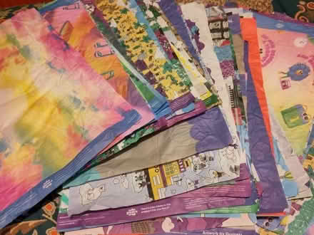 Photo of free Colourful paper for crafts (Northern Moor M23) #2