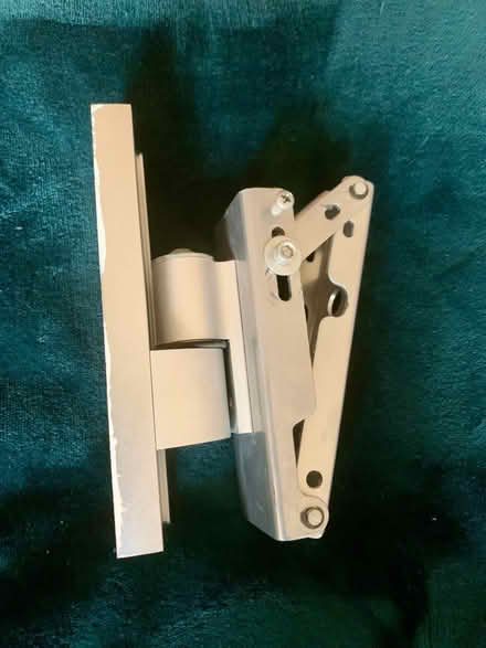 Photo of free LG 26” TV with wall bracket (Sheffield 8) #1