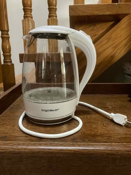 Photo of free Electric kettle (Etobicoke North) #1