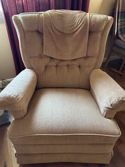Photo of free Reclining rocker chair (Lower Paxton Twnshp 17109) #1