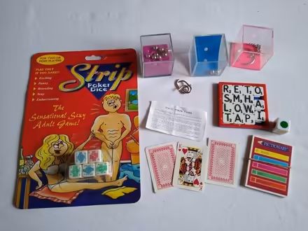 Photo of free Box of puzzles / games (Cleedownton SY8) #2
