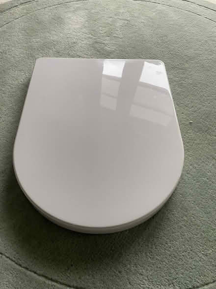 Photo of free New toilet seat (Malone road) #1