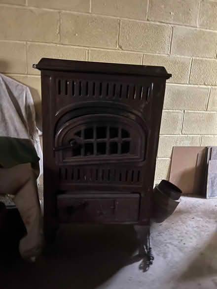 Photo of free Antique pot belly stove (7 Hills) #1