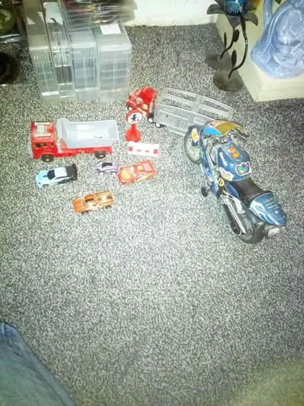 Photo of free Mixed stuff (SR5) #4