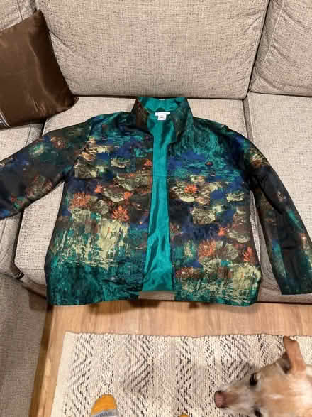 Photo of free Women’s blazer size medium (Rock creek hills) #1