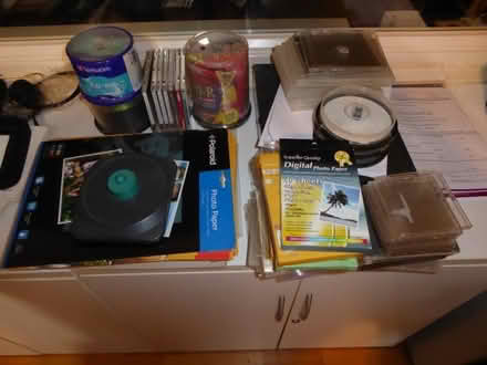 Photo of free DVD-R CD-R Labels, applicator, CD cases, photo paper (Sharmans Cross B91) #1
