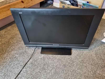 Photo of free 27 inch tv (Bradford on avon BA15) #1