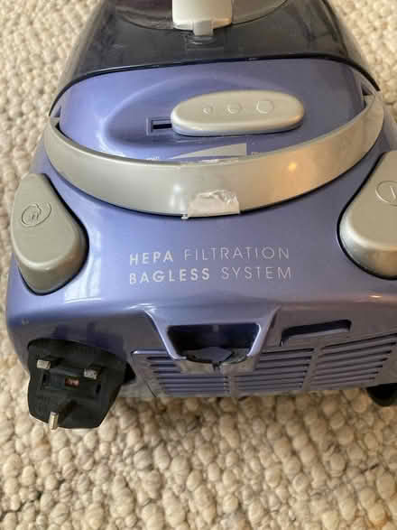 Photo of free Vacuum cleaner (W4) #4