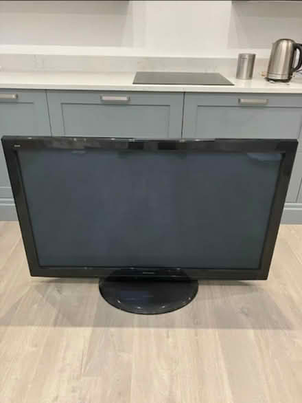Photo of free Panasonic 50" TV (Formby L37) #2