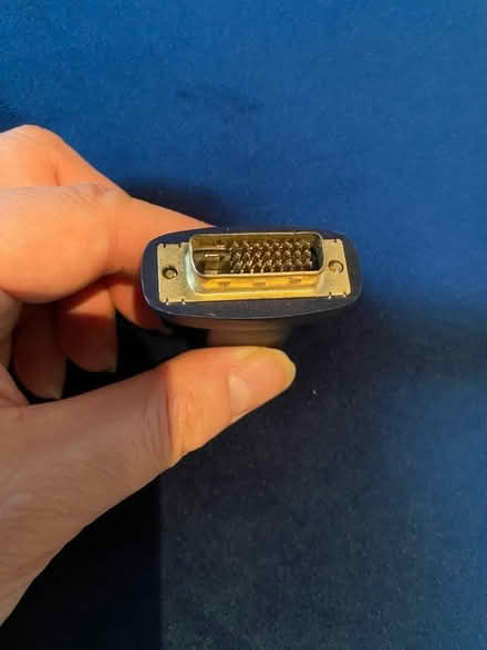 Photo of free HDMI/VGA adaptor (Southwark SE1) #1