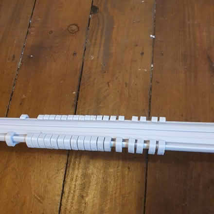 Photo of free Curtain track with hooks (DE21) #2