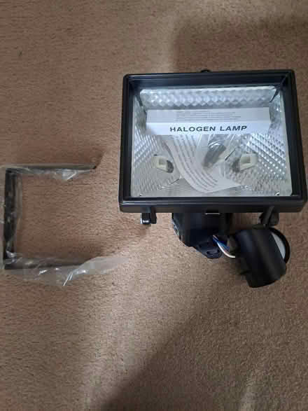 Photo of free Security light (Fields End HP1) #2