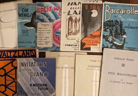 Photo of free Sheet music, song & exercise books (Clapton E5) #1