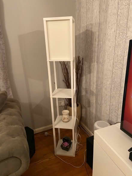 Photo of free White shelf lamp (ME19) #2