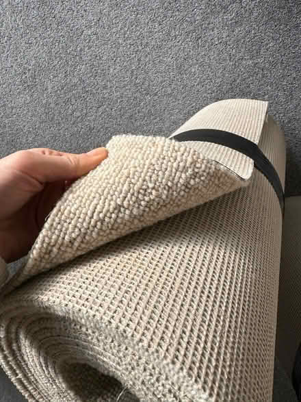 Photo of free Off cuts of beige carpet (B17 0) #1