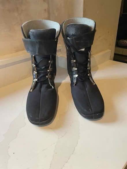 Photo of free Ski Touring/ Ski Mountaineering Boots size 9 1/2 (Gatebeck LA8) #1