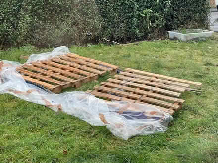 Photo of free 2 pallets (Woodlesford, LS26) #1