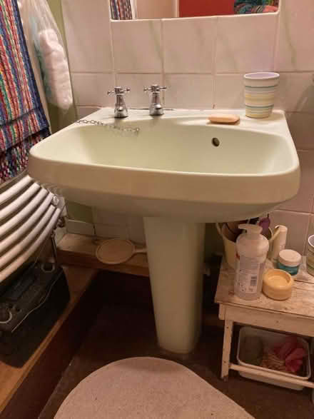 Photo of free basin (Hyson Green NG1) #2