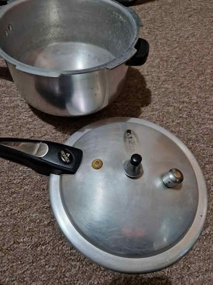 Photo of free Pressure pan (Luton, Stopsley) #1