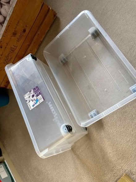 Photo of free 32 litres storage box on wheels (Leegomery TF1) #2