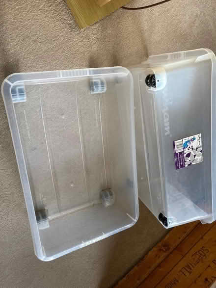 Photo of free 32 litres storage box on wheels (Leegomery TF1) #1