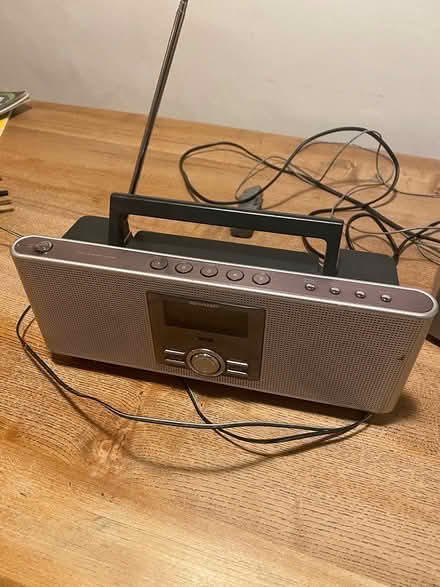 Photo of free DAB radio (Belper, Clusters) #2