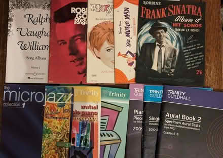 Photo of free Sheet music, song & exercise books (Clapton E5) #2